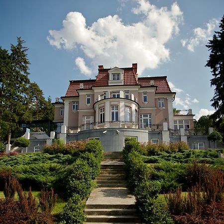 ホテル Rezidence Liběchov エクステリア 写真